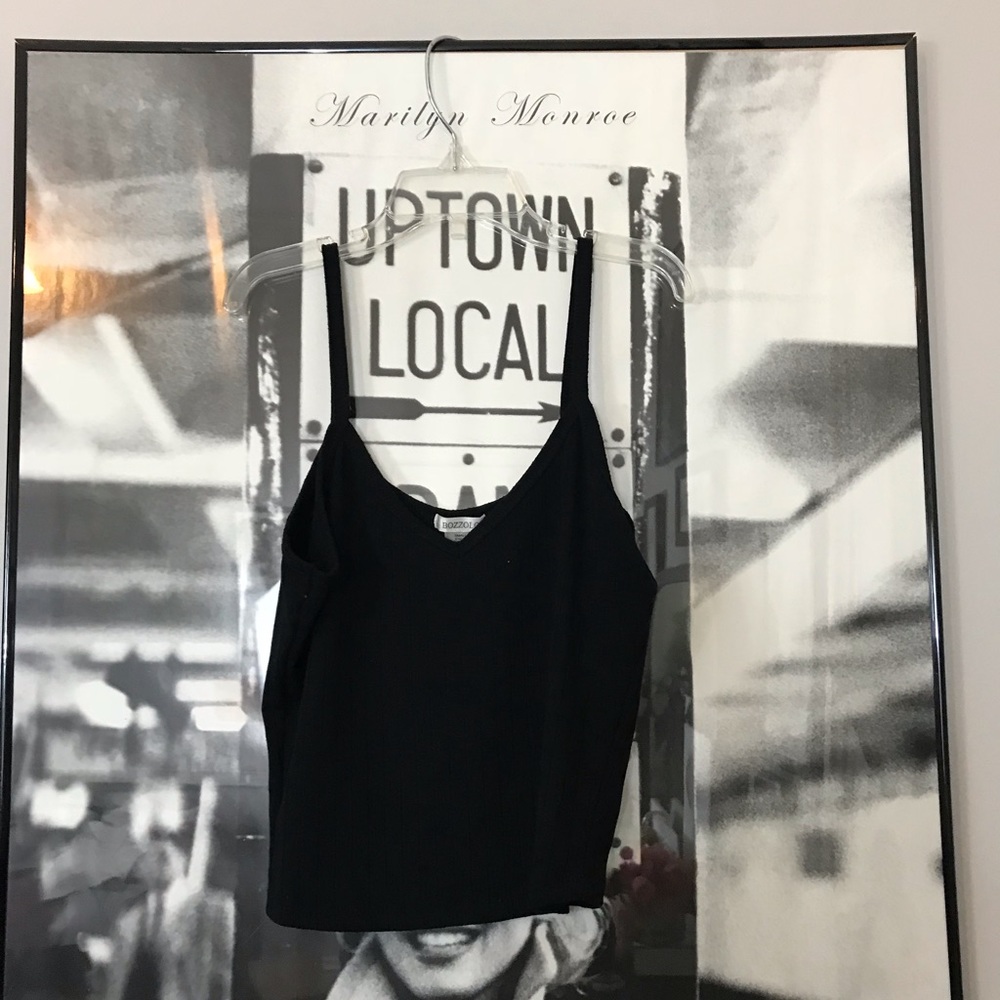 Tilly’s Black Ribbed Crop Tank Top